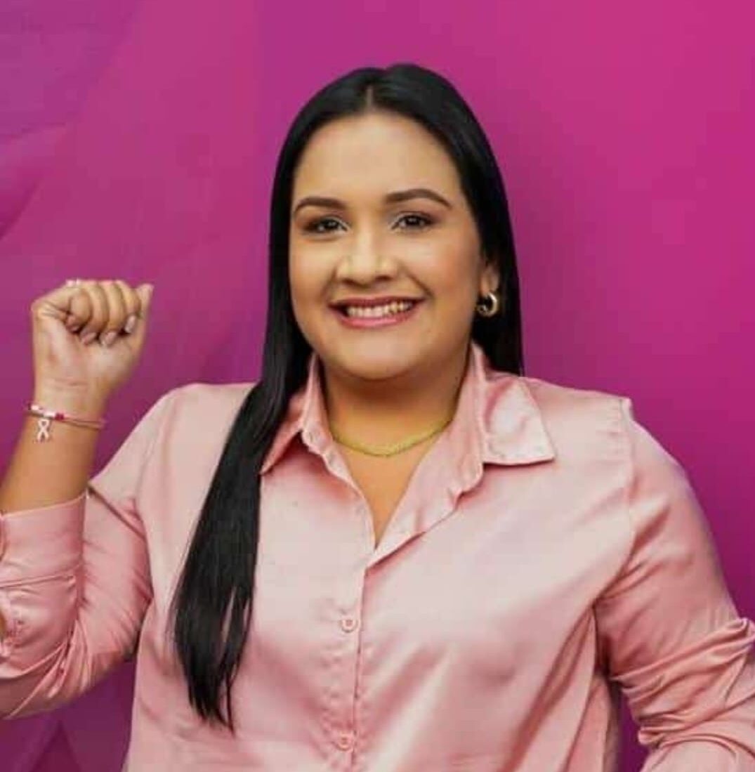 María Monserrat López Marenco.