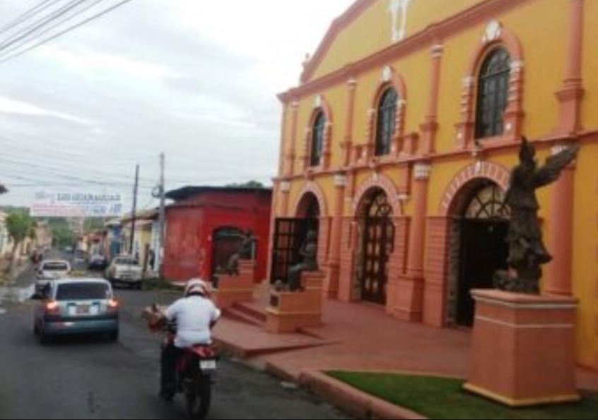 Una avenida del municipio de El Jicaral de León.