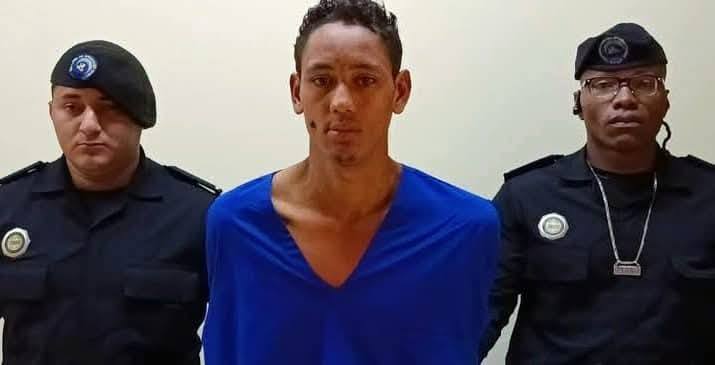 Jerry José Puchie Narváez.